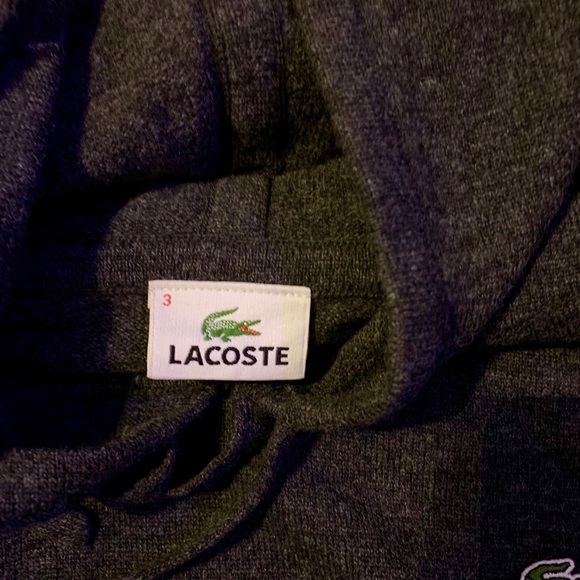 Lacoste hooded wool pullover sweater in dark grey - Picture 3 of 4